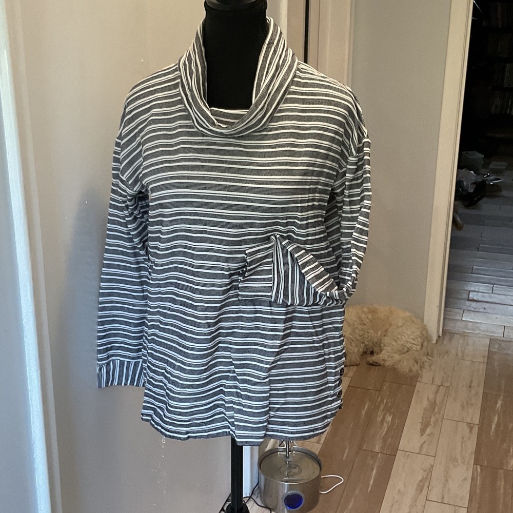 P391. Talbots Charcoal and White Cowl Neck Sweater |MP